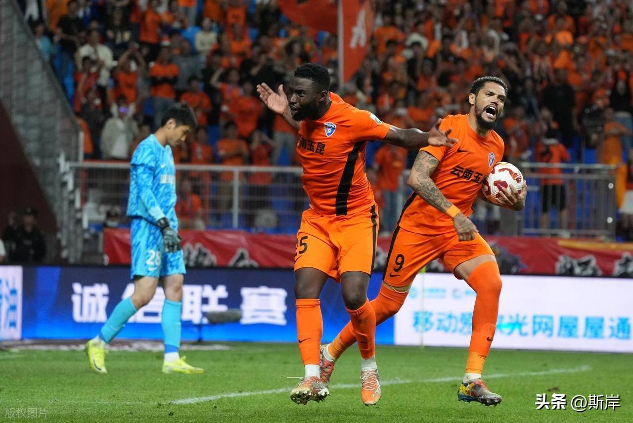 关于今夜迈阿密热火调整名单以备中超，门线救险环节打磨，压力陡增，球队文化再被提及的信息-爱游戏娱乐