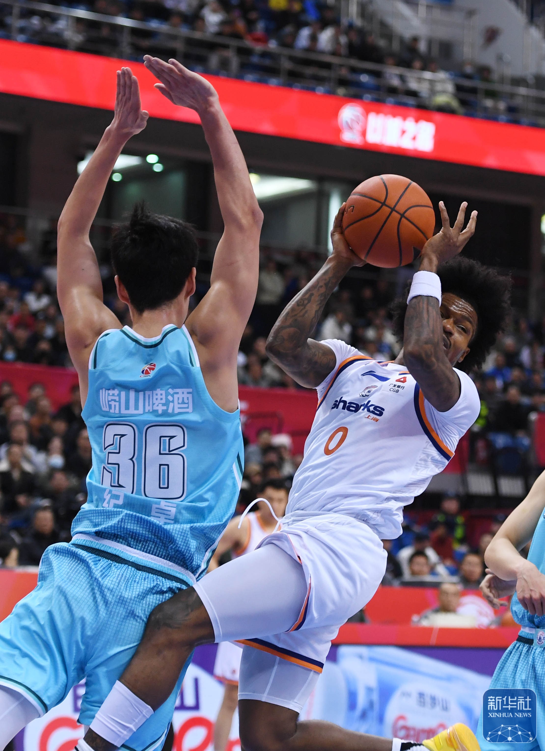 包含窗口期上海久事备战CBA常规赛，单刀错失细节曝光，悬念犹存，资深球员宣示担当的词条-爱游戏中国官网
